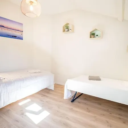 Appartement Appt Chalet Centre Calme 2ch/jardin