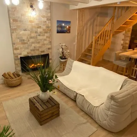 Lägenhet Appt Ambiance Chalet 2ch Piscine Lagon Tarbes